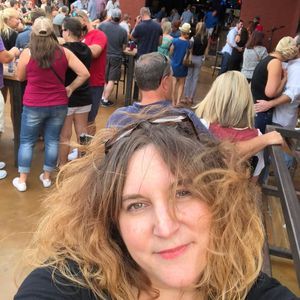 Meet your Posher, Lynda